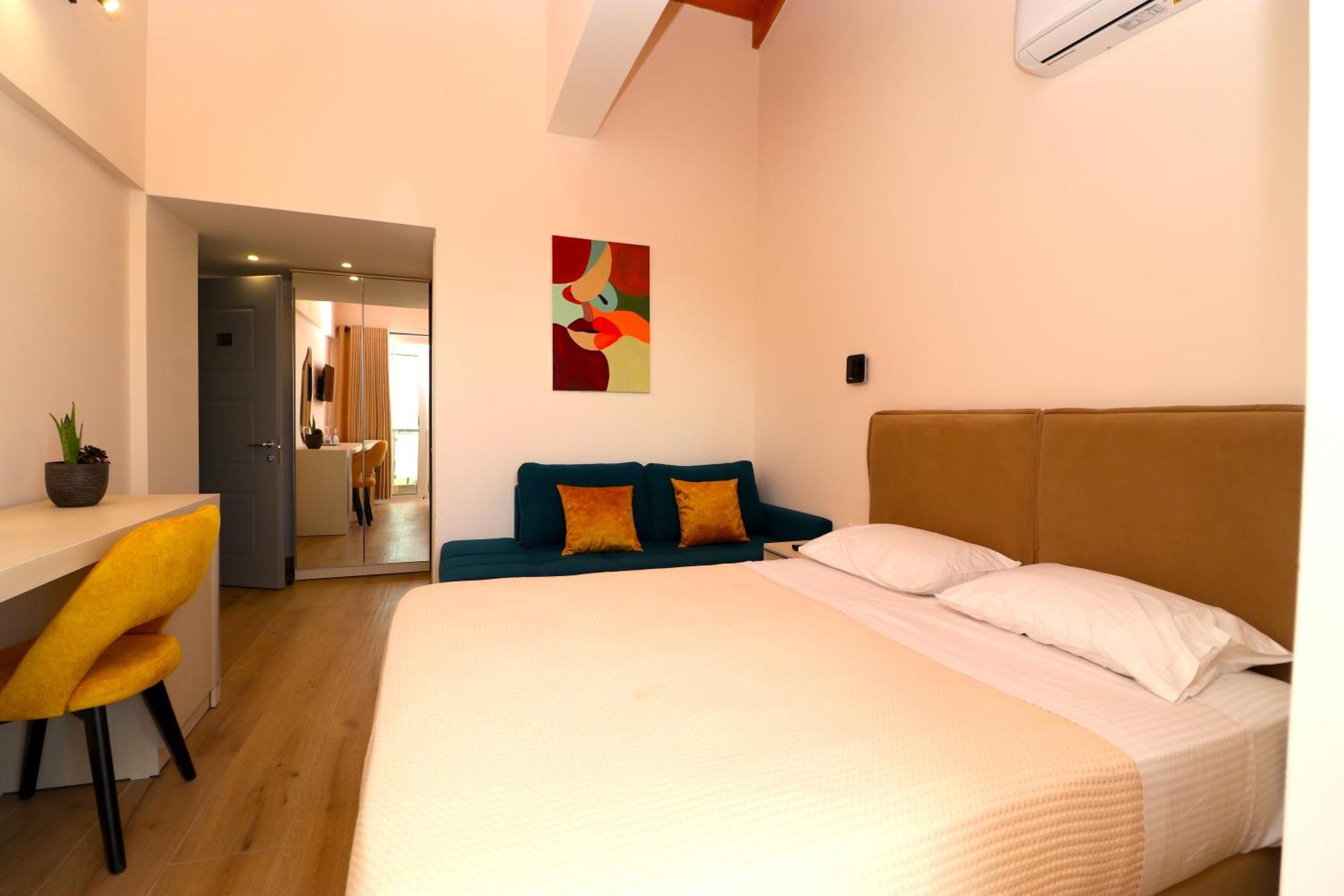 Fegi Rooms Himarë Eksteriør billede